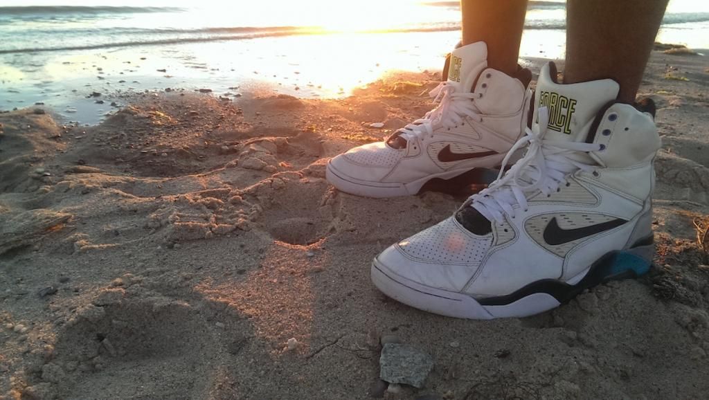 nike air command force on feet